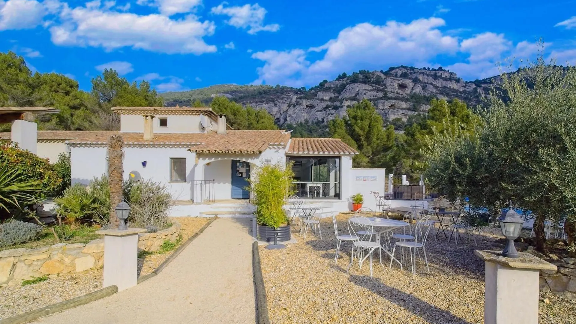 B&B Villa Chante Coucou Fontaine-de-Vaucluse Bed & Breakfast